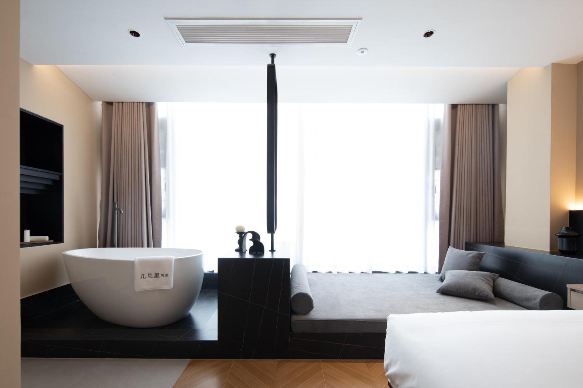 See You Soon At The Ritz Rose Summer Hotel Sanya Exterior foto