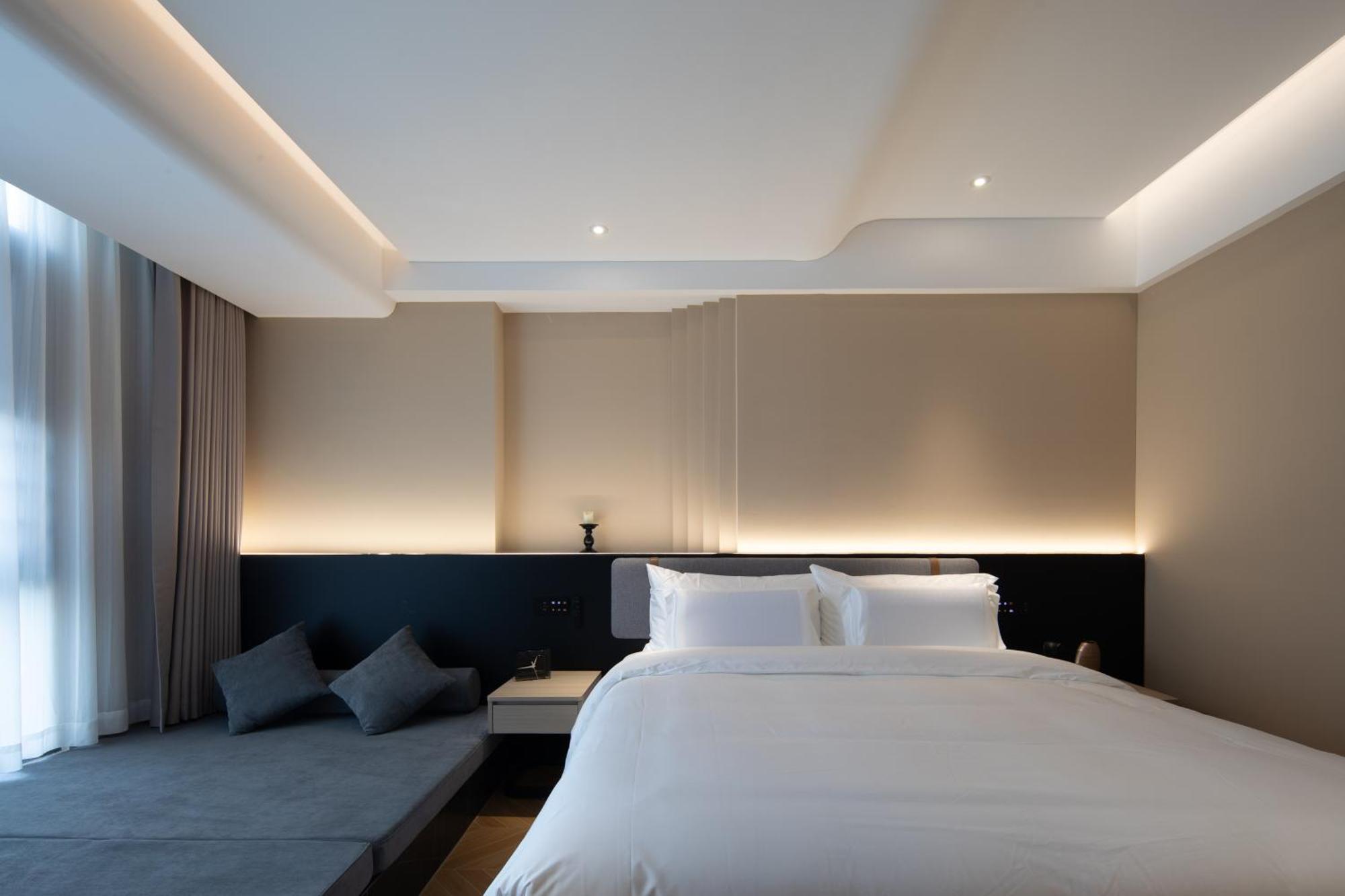 See You Soon At The Ritz Rose Summer Hotel Sanya Exterior foto