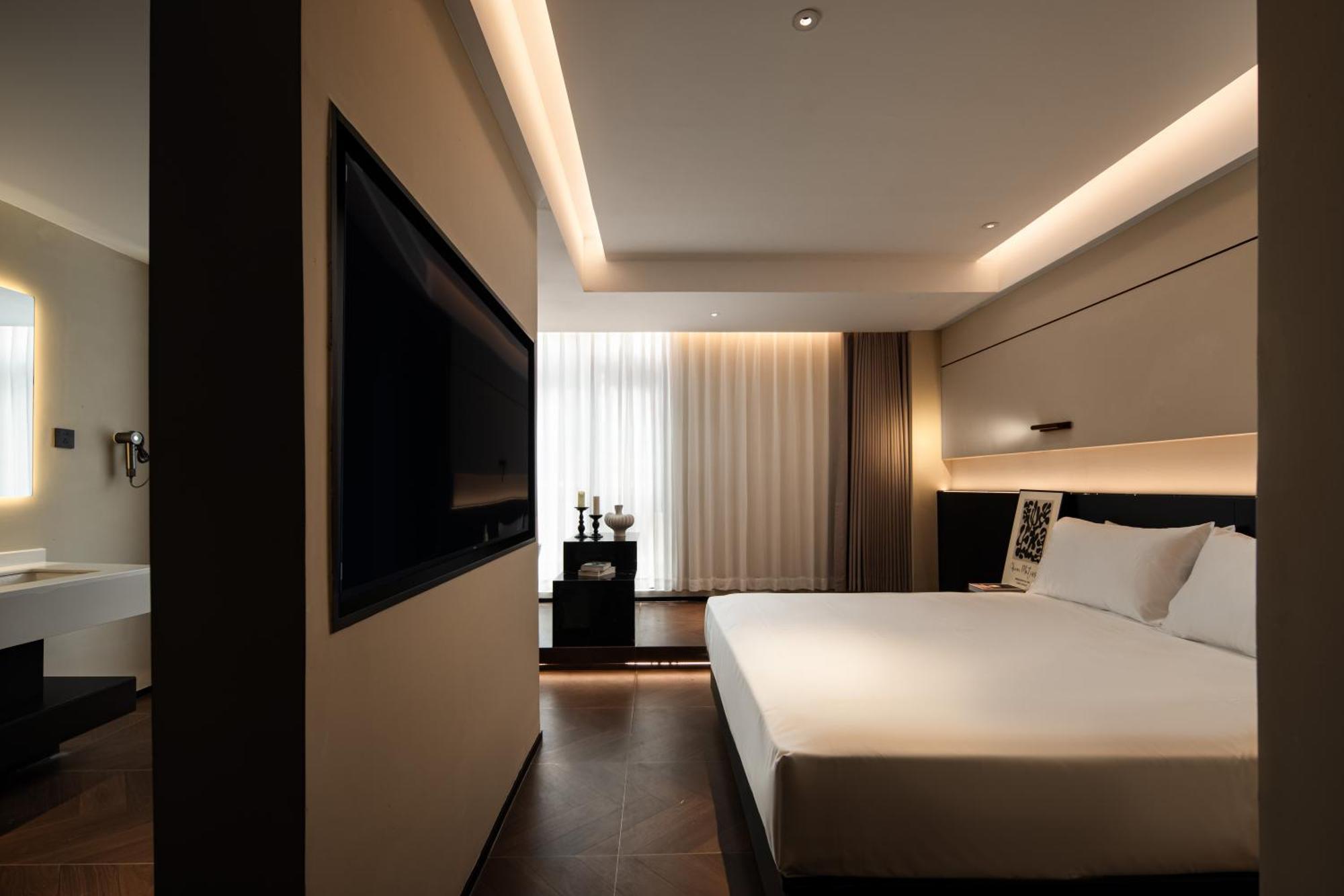See You Soon At The Ritz Rose Summer Hotel Sanya Exterior foto